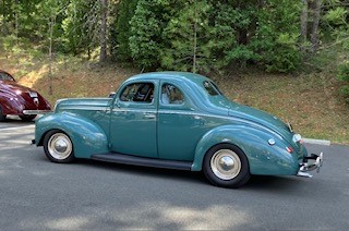 Tom and Pam's 1940 Standard Coupe